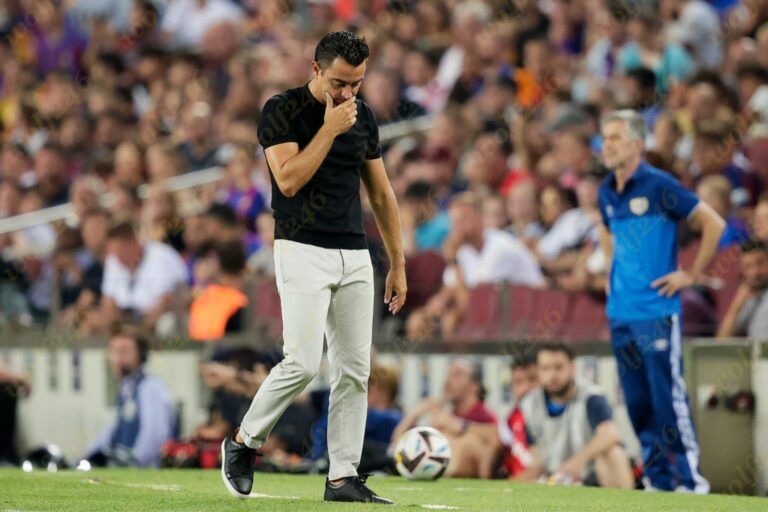 លោក Xavi នឹងលាលែងពីតំណែងនៅ Barcelona បើកីឡាករឈប់ស្តាប់បង្គាប់