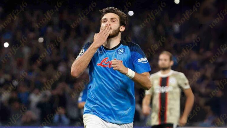 Liverpool កំពុងប្រជែងជាមួយ Barcelona លើការផ្ទេរ ខ្សែ​បម្រើ​ស្លាប​សញ្ជាតិ​ហ្សកហ្ស៊ី​រូប​នេះ ពី Napoli