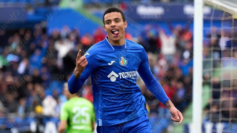 Man Utd ចេញមកបញ្ជាក់ពីកិច្ចពិភាក្សា ជុំវិញការចាកចេញរបស់ខ្សែប្រយុទ្ធស្លាបរូបនេះ