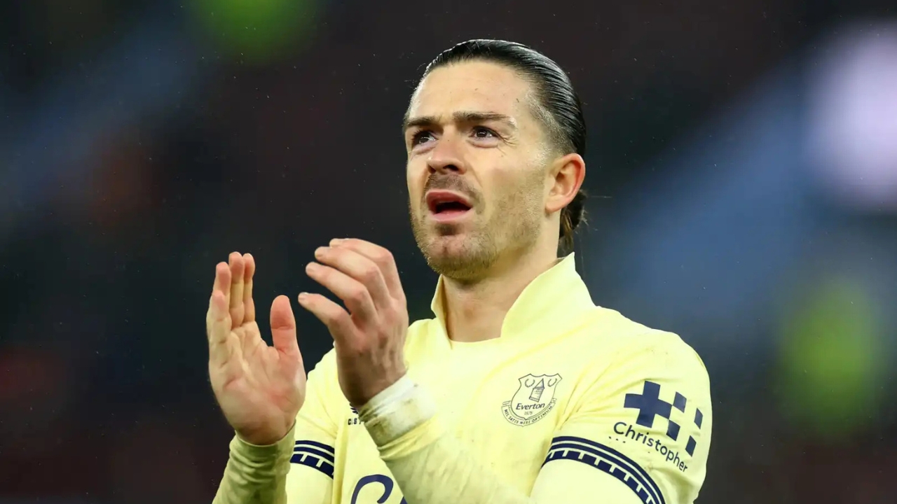 Jack Grealish កីឡាករខ្ចីជើងរបស់ Everton អាចត្រូវការវះកាត់បាក់ឆ្អឹងជើង