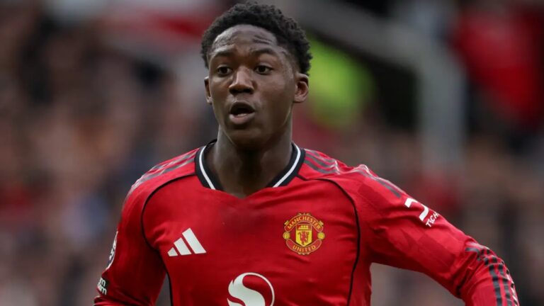 Man Utd នឹងផ្តល់កិច្ចសន្យាថ្មីដល់ខ្សែបម្រើ Kobbie Mainoo ដែលបណ្តុះបណ្តាលក្នុងក្លឹបកន្លងមក