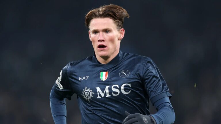 Scott McTominay ខឹងសម្បារនឹងមិត្តរួមក្រុម Napoli ក្រោយលទ្ធផលស្មើជាមួយ Copenhagen ដែលមានហានិភ័យធ្លាក់ចេញពី Champions League