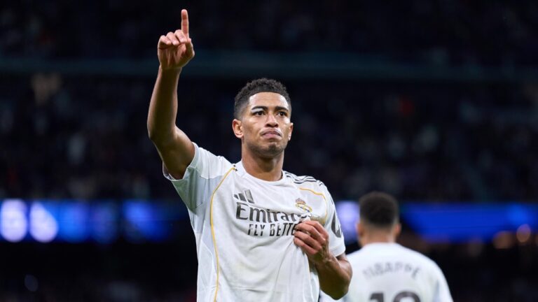 ការផ្ទេរដ៏អស្ចារ្យមួយ ដែលពាក់ព័ន្ធនឹងតារា Premier League ជាមួយនឹង Jude Bellingham