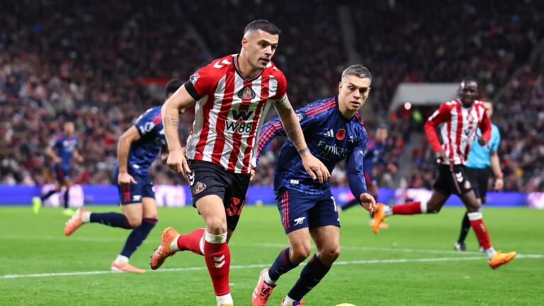 Granit Xhaka បានក្លាយជាកីឡាករសំខាន់សម្រាប់ក្លឹប Sunderland ដែលបានផ្ទេរមកពី Bayer Leverkusen